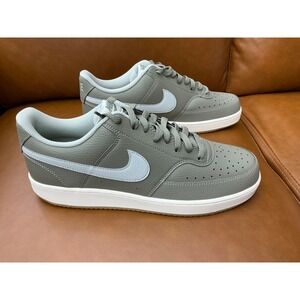 Nike Court Vision Low Mens Size 11 Light Army Green Gum Sole